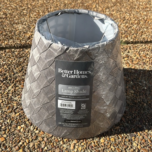 Better Homes & Gardens Gray Small Tapered Pleat Fabric Lamp Shade - Picture 13 of 16